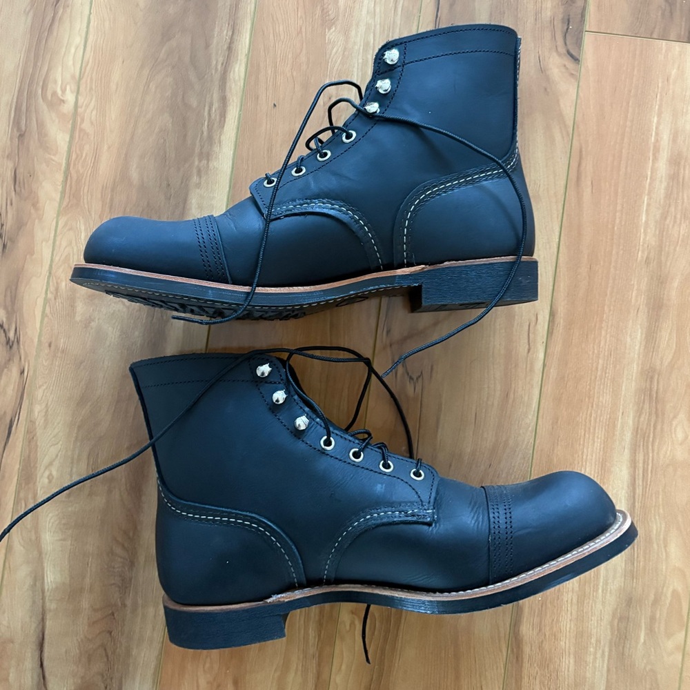 Red Wing Iron Rangers. Black. Size 10.5